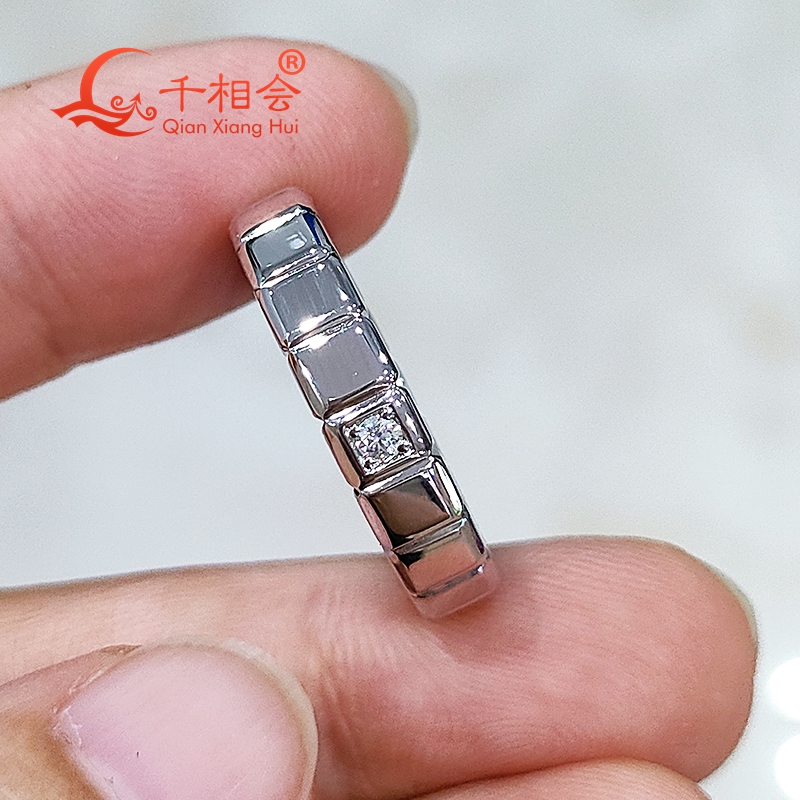 Moissanite Ring - 2mm round engraved square Band 925