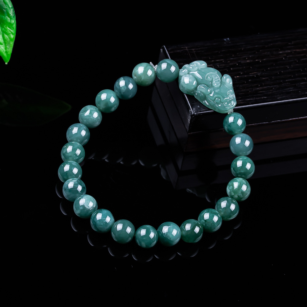 Natural Burmese Jadeite Pixiu  - Jewelry & Watches Store recension och pris