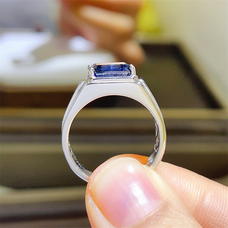 2/3 Carat Sapphire Moissanite  - Moissanite Ring recension och pris