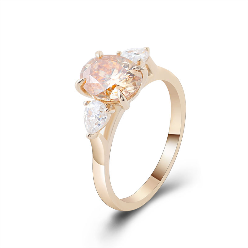Provence 10K Yellow Gold Three - Moissanite Ring recension och pris