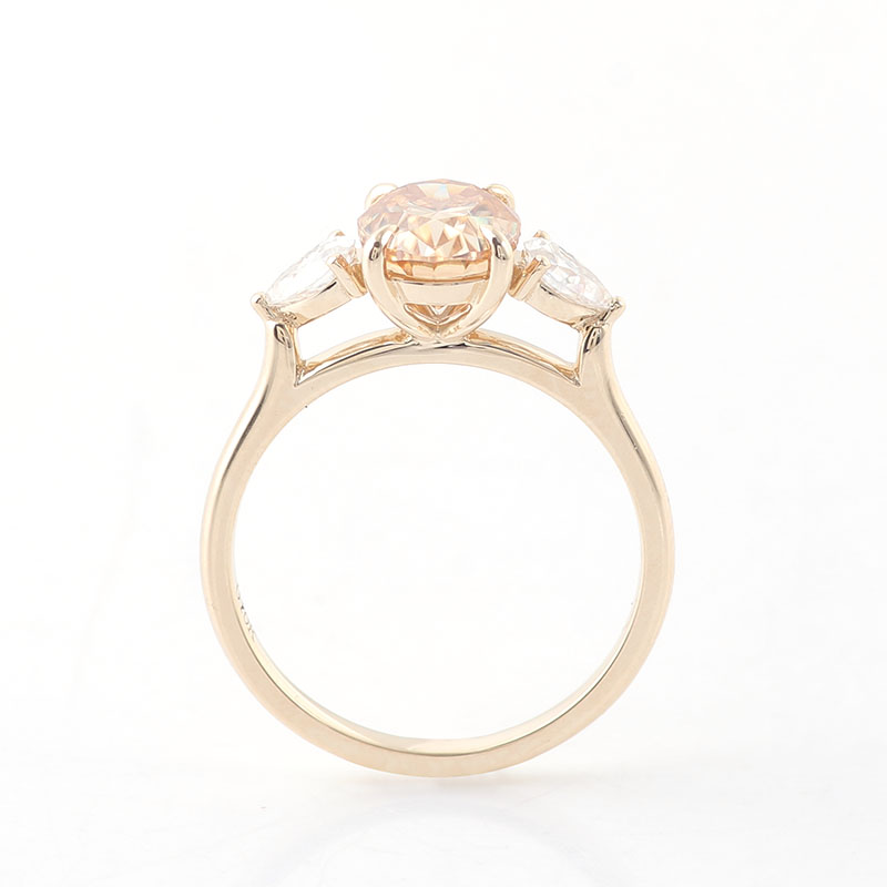 Provence 10K Yellow Gold Three - Moissanite Ring recension och pris