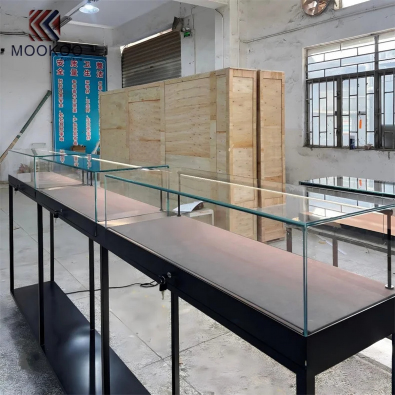 custom.Customizable Glass Disp - Jewelry And Watches Stores recension och pris