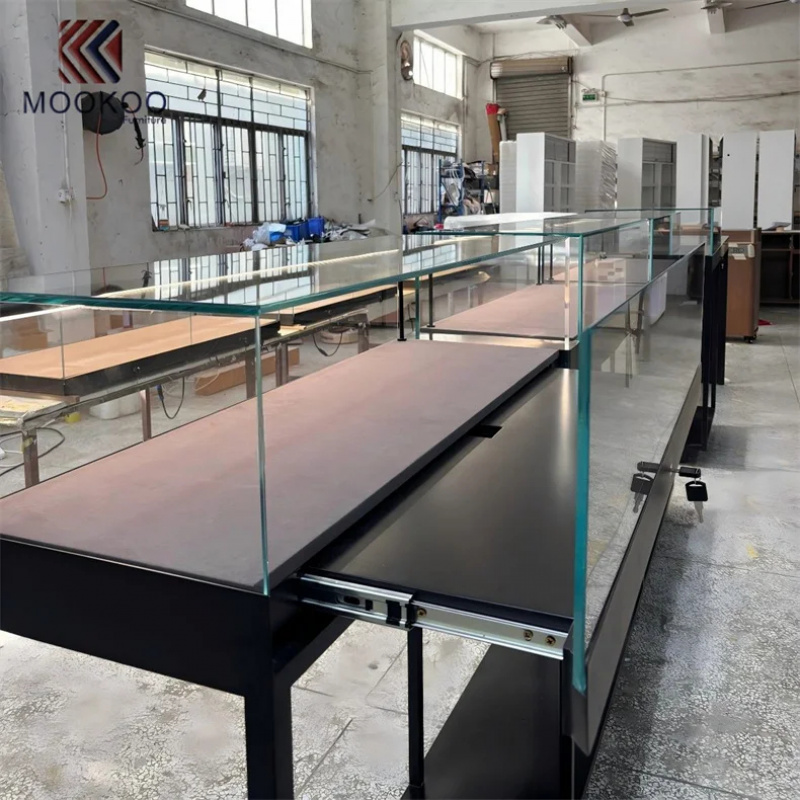custom.Customizable Glass Disp - Jewelry And Watches Stores recension och pris
